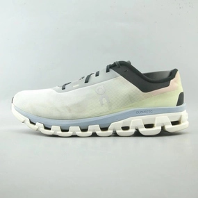 ON CLOUD FLOW 4 On Cloud cushioned shoes with lightweight feel