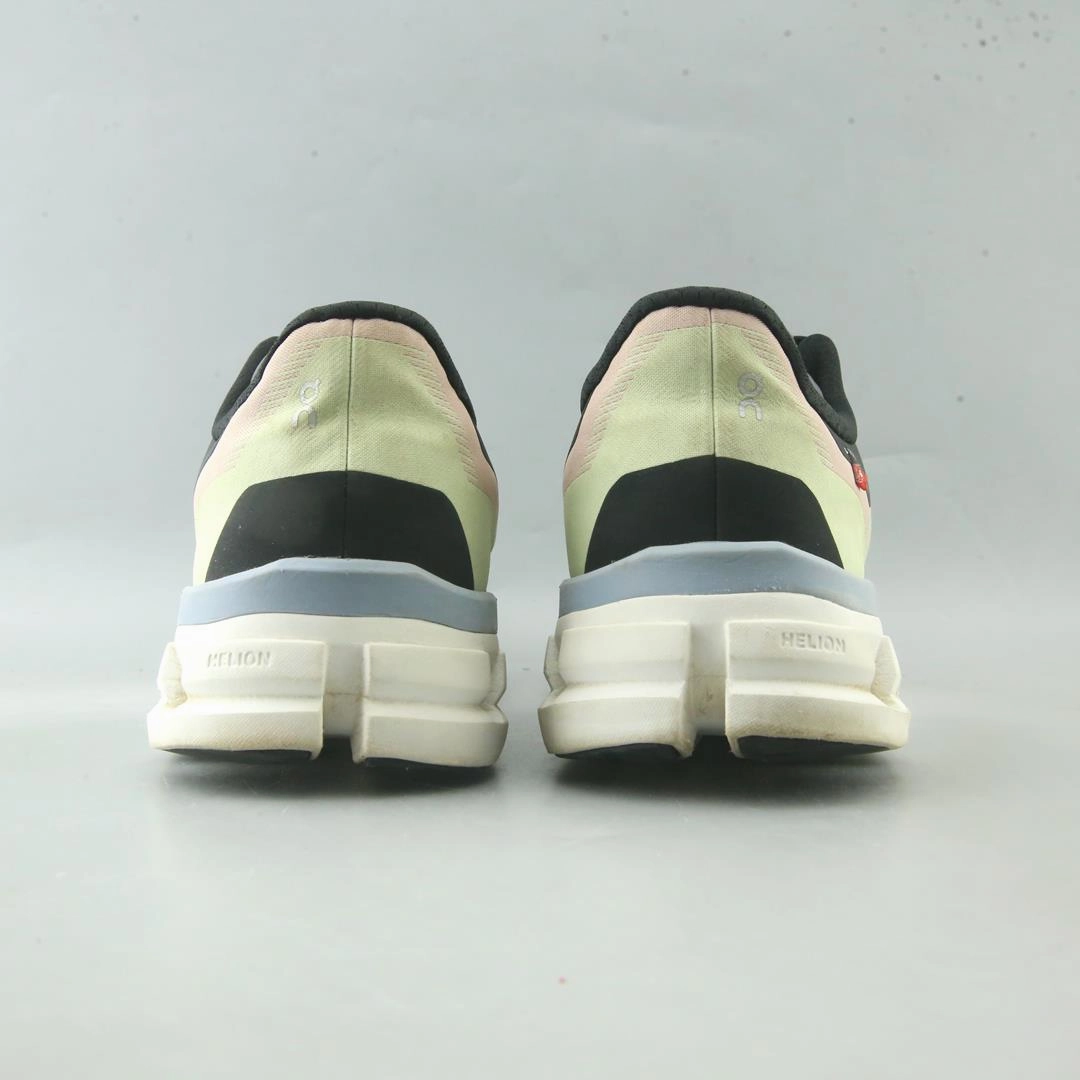 ON CLOUD FLOW 4 On Cloud lightweight running shoes