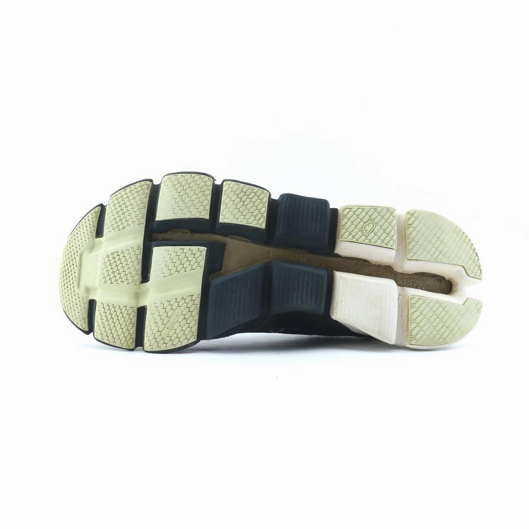 ON CLOUD FLYER 4 On Cloud lightweight running shoes