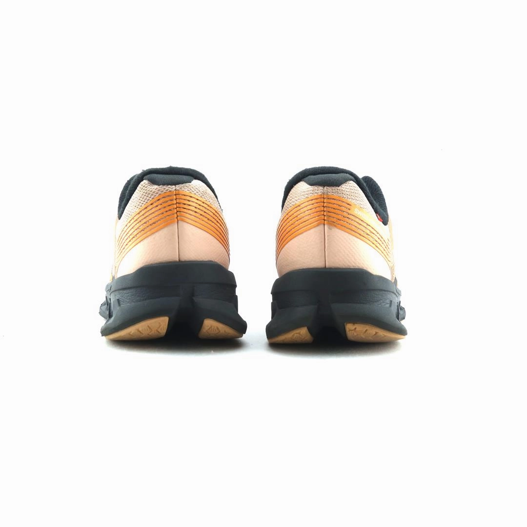 ON CLOUD GO On Cloud lightweight running shoes
