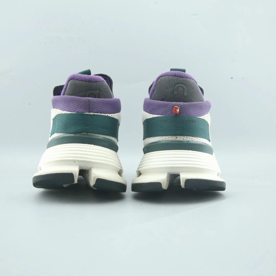 ON CLOUD NOVA On Cloud lightweight running shoes
