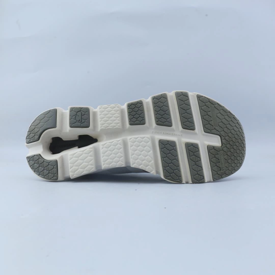ON CLOUD RUNNER On Cloud lightweight running shoes