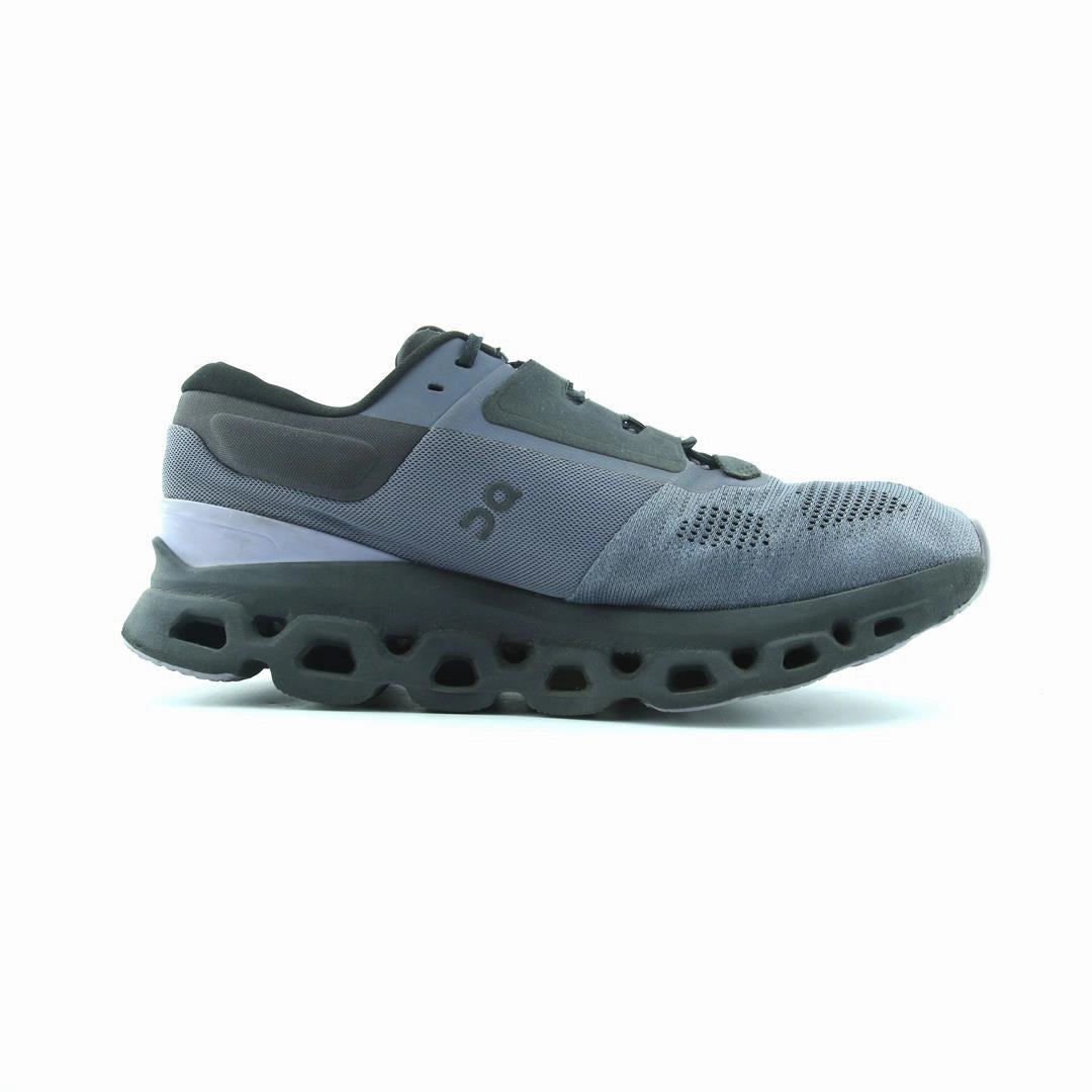 ON CLOUD STRATUS 3 On Cloud lightweight running shoes