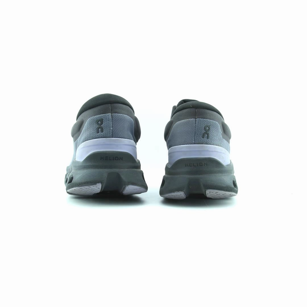 ON CLOUD STRATUS 3 On Cloud lightweight running shoes