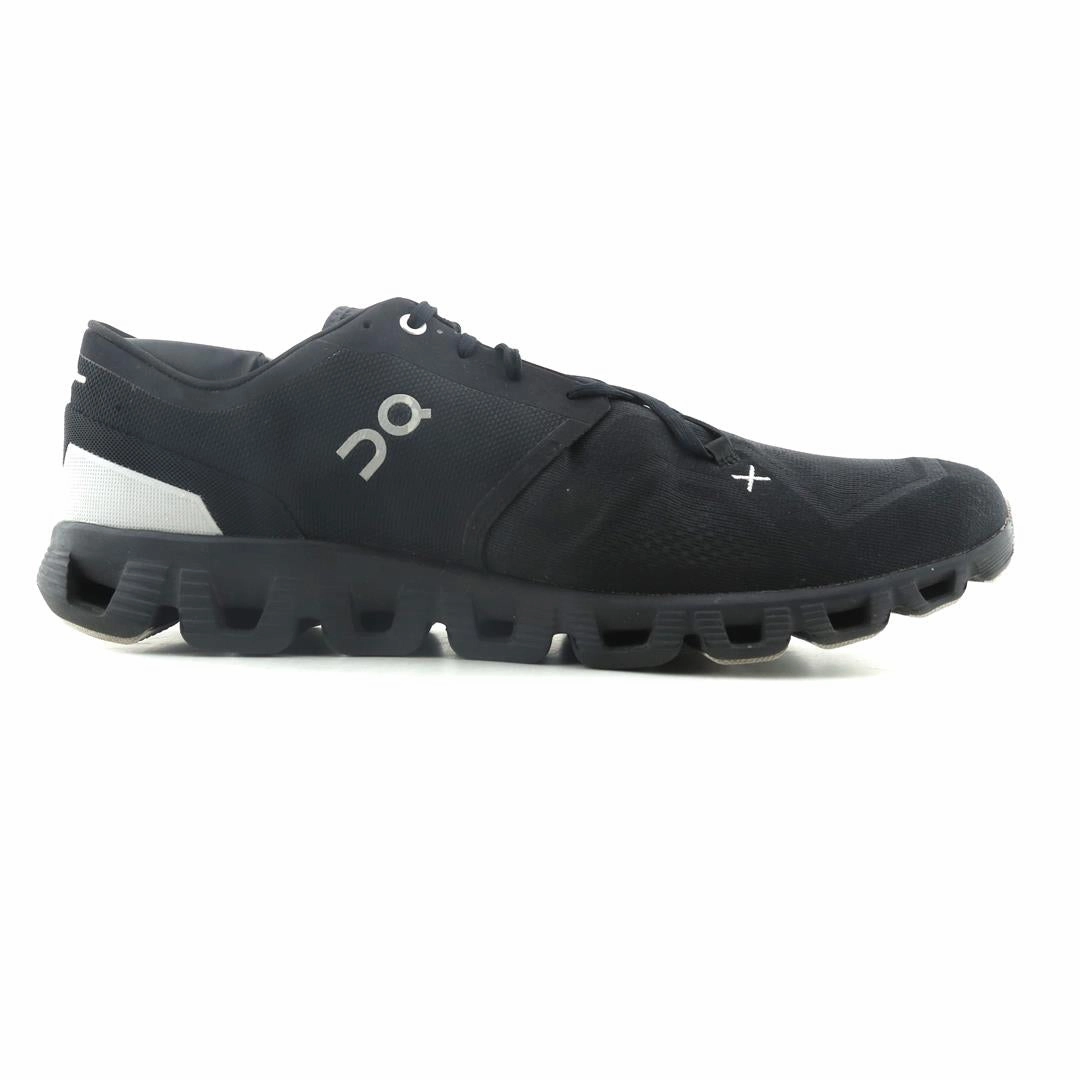 ON CLOUD X 3 On Cloud lightweight running shoes