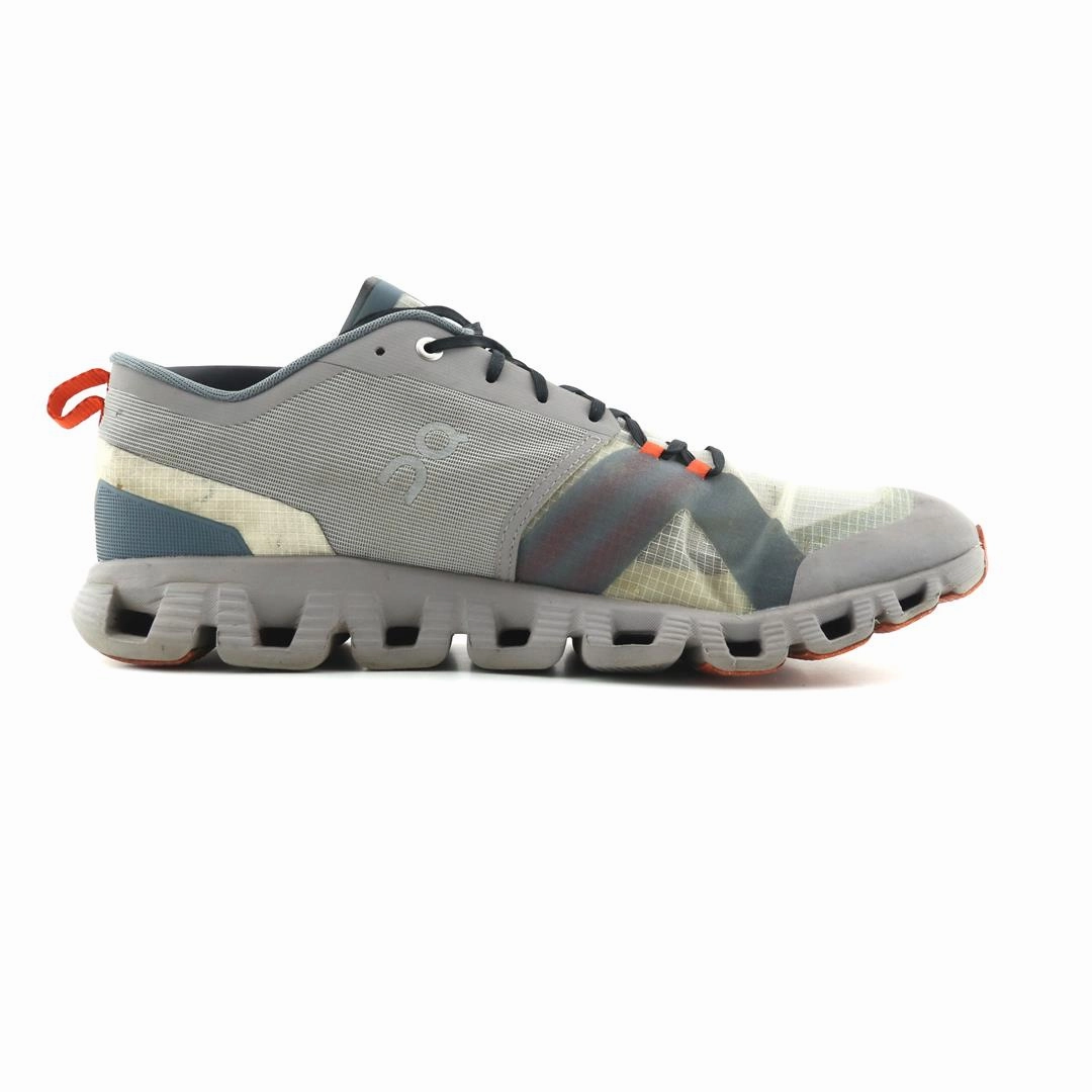 ON CLOUD X SHIFT On Cloud lightweight running shoes