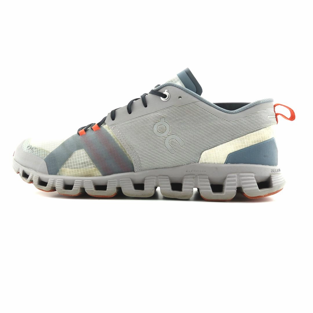 ON CLOUD X SHIFT On Cloud cushioned shoes with lightweight feel