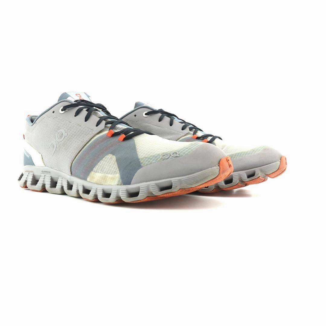 ON CLOUD X SHIFT On Cloud lightweight running shoes