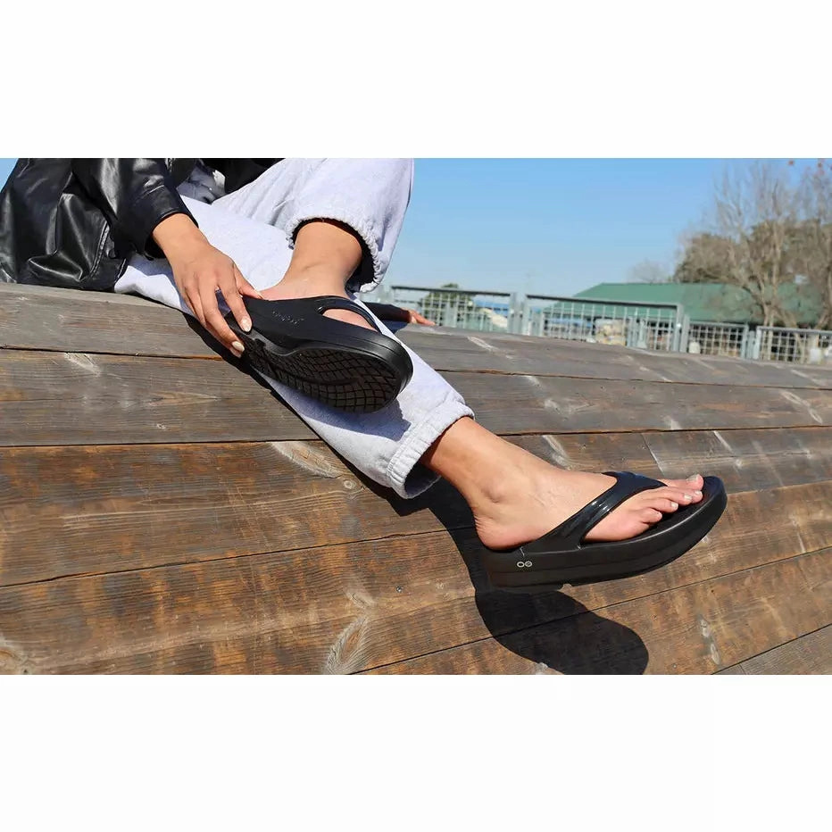 OOFOS OOMEGA OOLALA SANDAL WOMEN'S Oofos recovery sandals