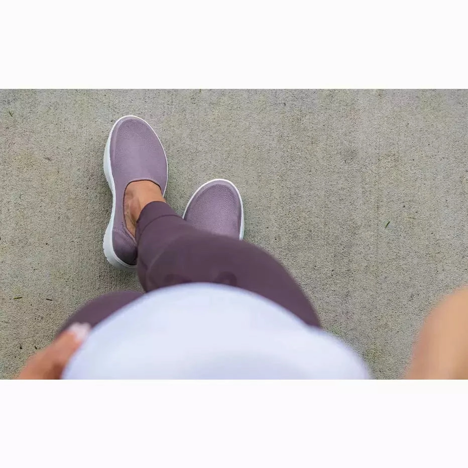 OOFOS OOMG EEZEE WOMEN'S - FINAL SALE! Oofos recovery sandals
