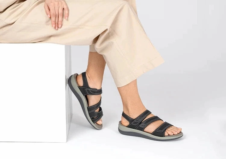 Orthofeet Women - Naxos Two Way Strap - Black Orthofeet comfortable shoe looks