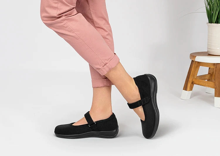 Orthofeet Women - Springfield Stretch - Black Orthofeet comfortable shoe looks