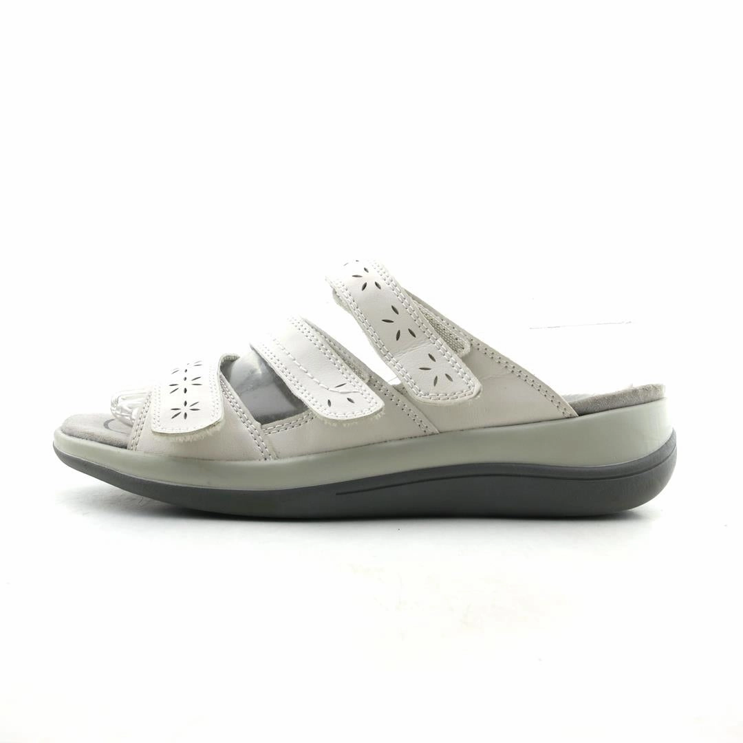 ORTHOFEET Women Sahara Bone Orthofeet comfortable shoe looks