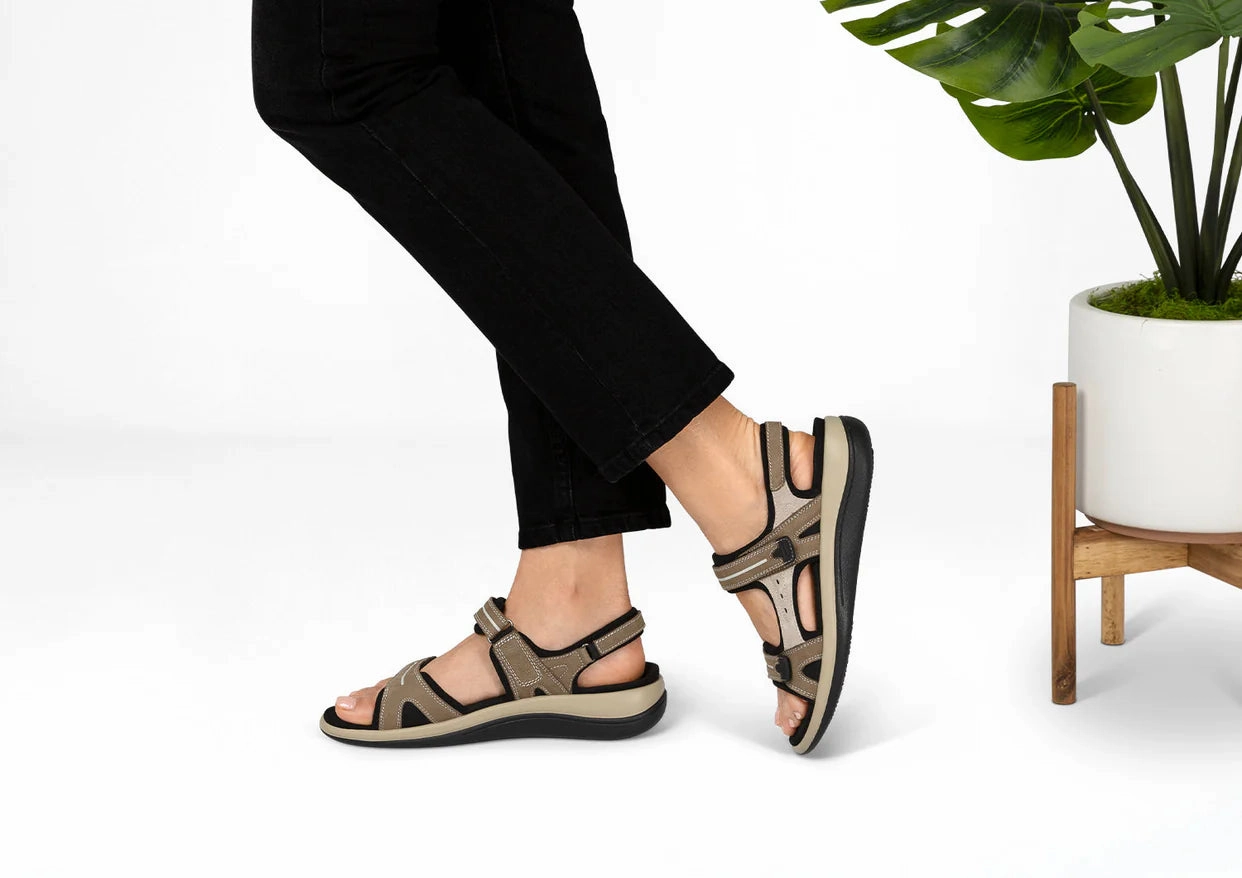 Orthofeet Women Venice - Brown Orthofeet comfortable shoe looks