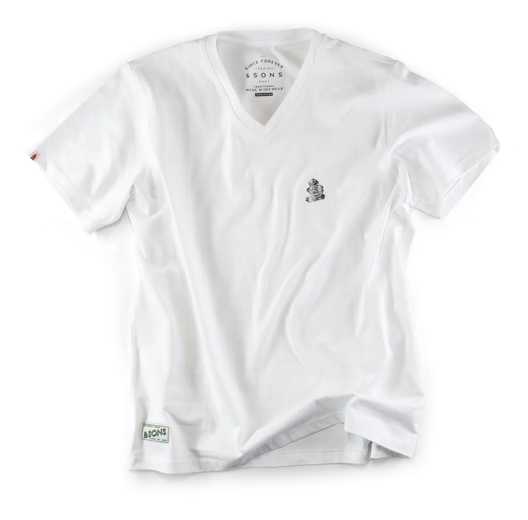 Outdoor Andsons Classic White V-Neck T-Shirt