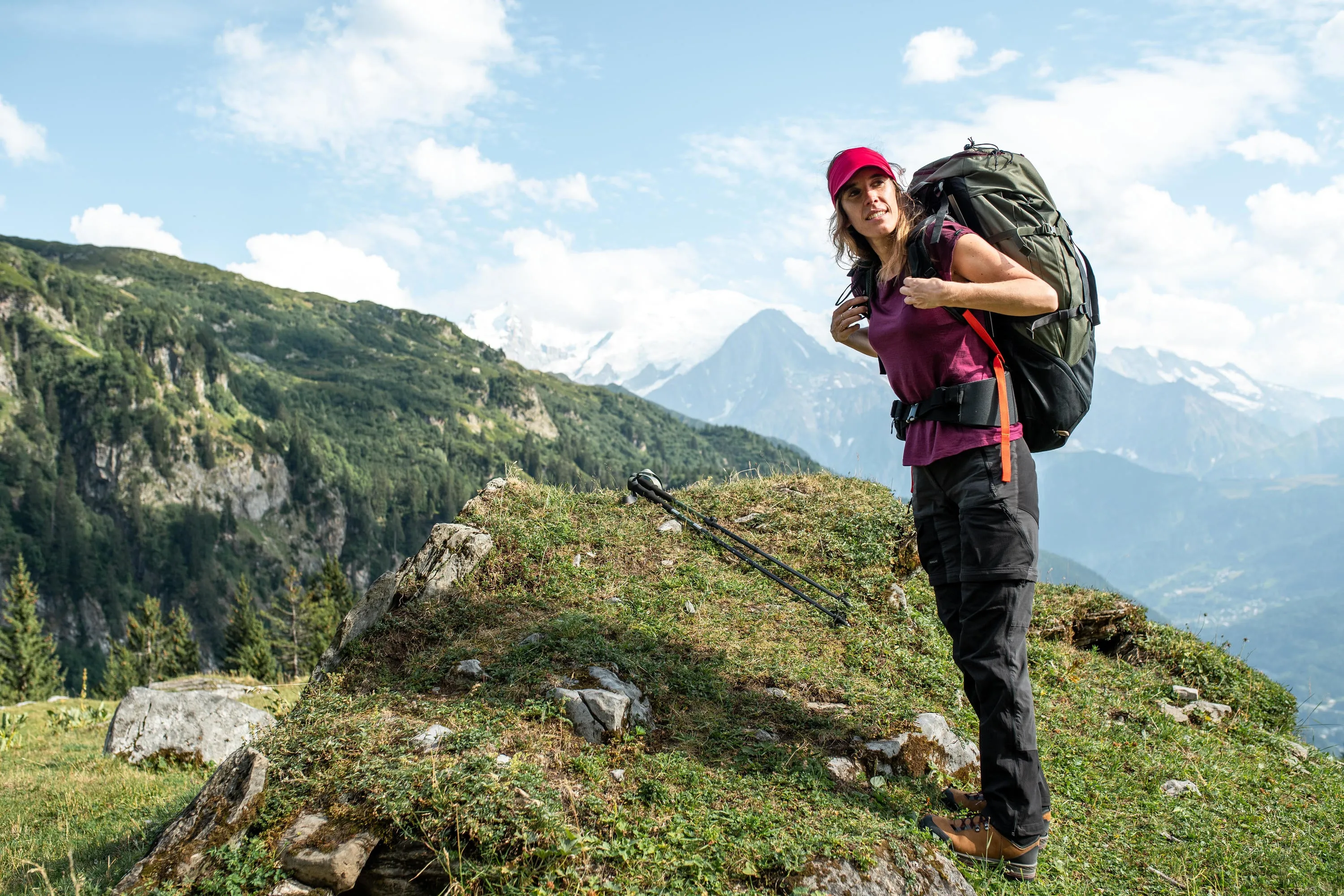 Outdoor Decathlon Clothing Forclaz Women's MT100 2-in-1 Zip-Off Hiking Pants