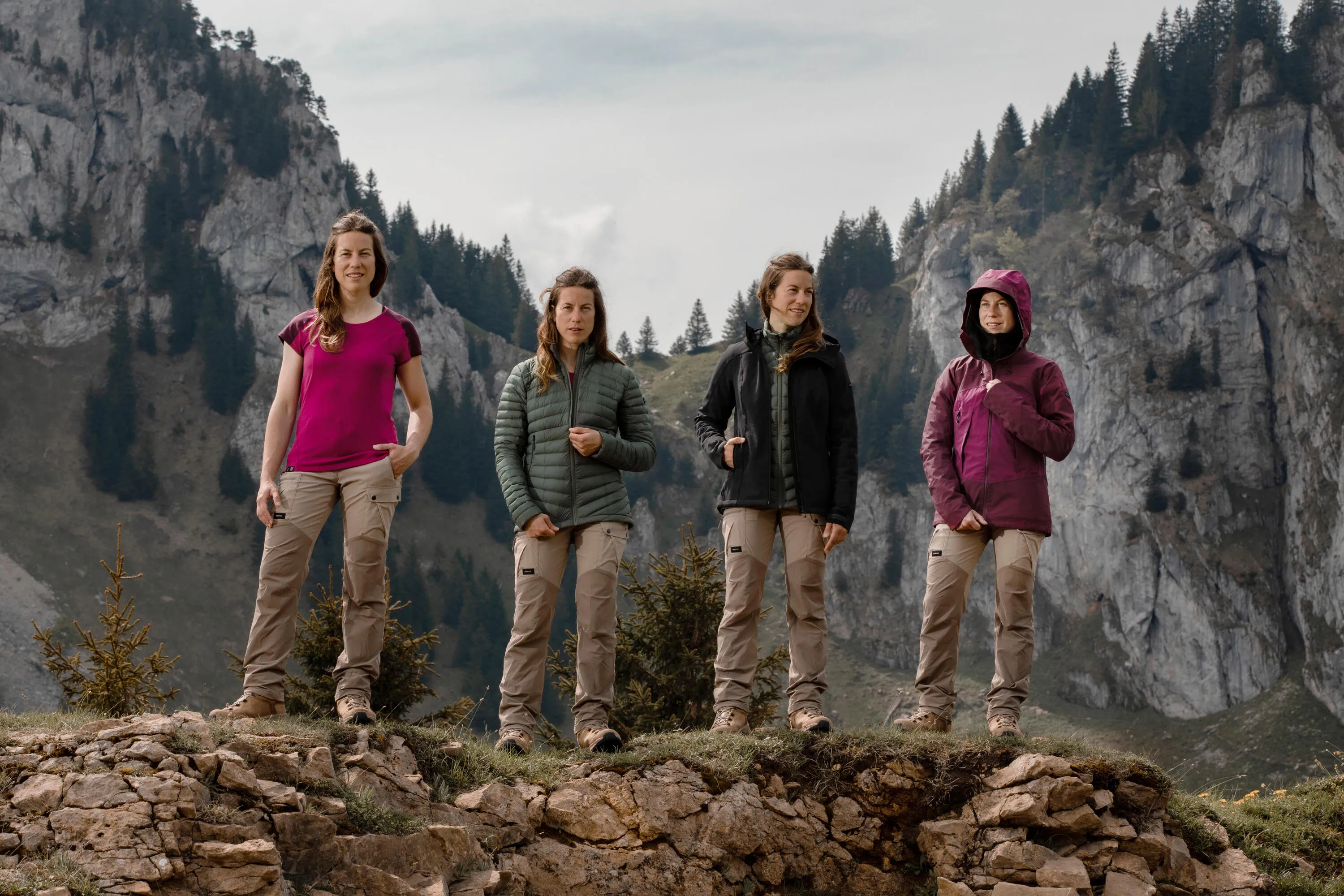 Outdoor Decathlon Clothing Forclaz Women's MT500 Windwarm Softshell Jacket