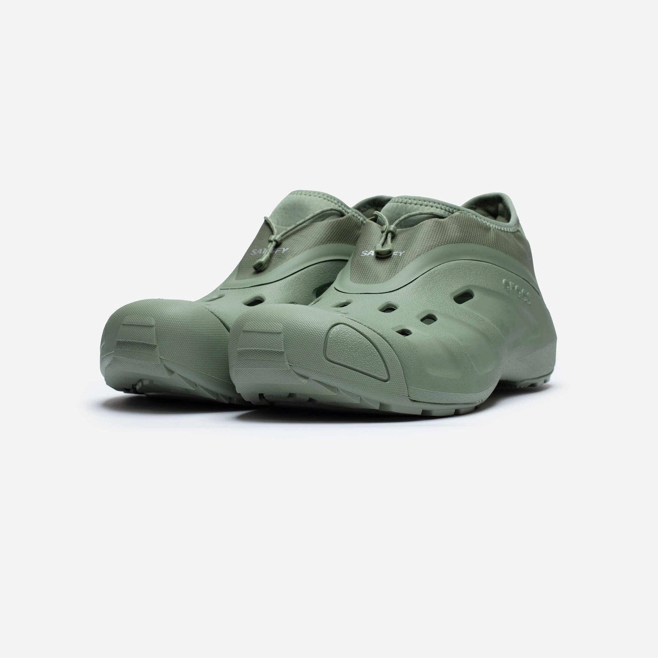 Quick Trail x Satisfy Speed racing sneakers