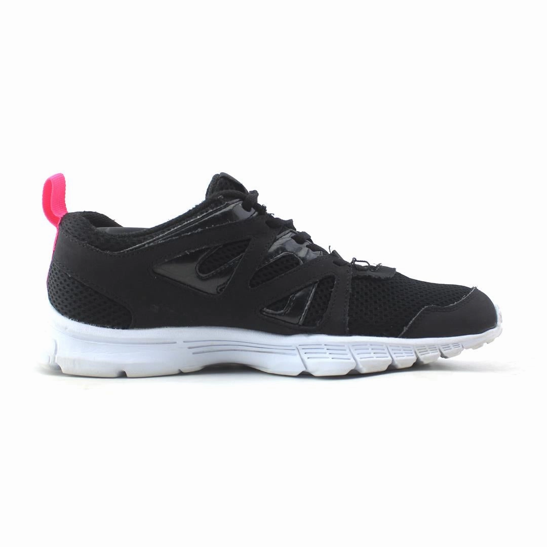 REEBOK CLASSIC Reebok athletic footwear visuals