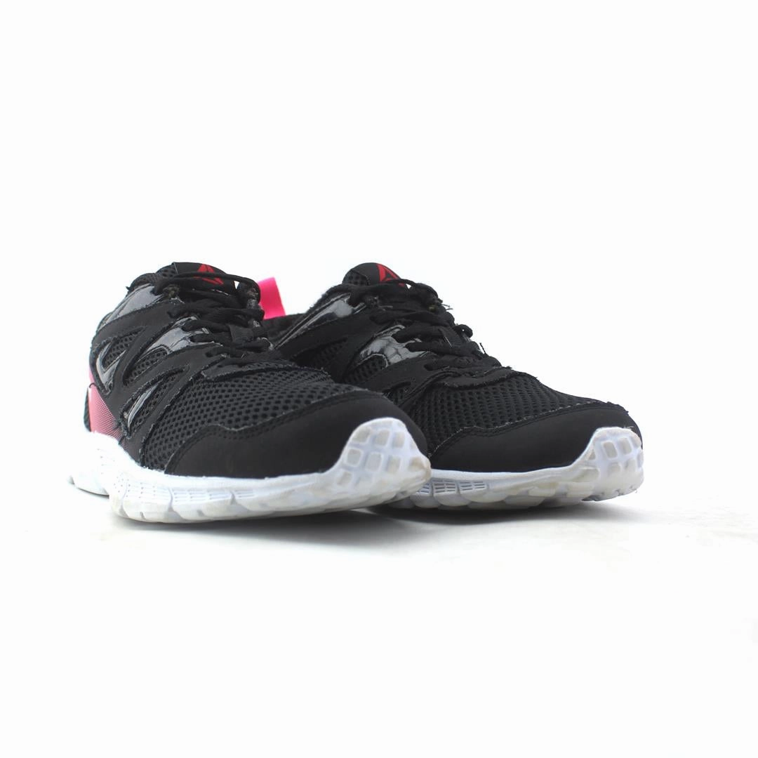 REEBOK CLASSIC Reebok athletic footwear visuals