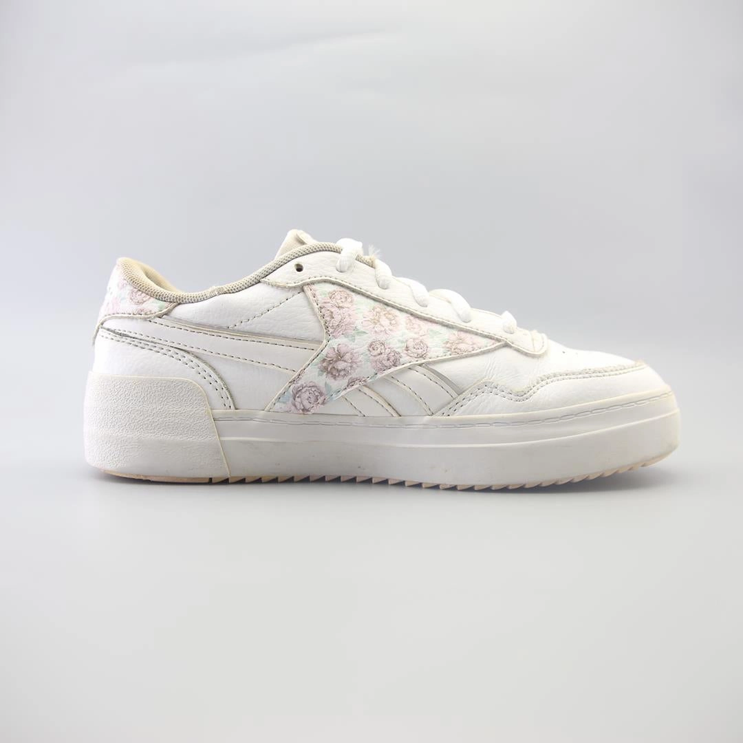 REEBOK  CLUB MEMT BOLD 2 Reebok athletic footwear visuals