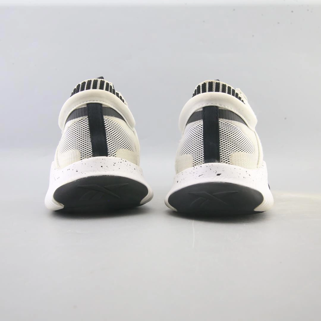 REEBOK  HIIT TR Reebok athletic footwear visuals