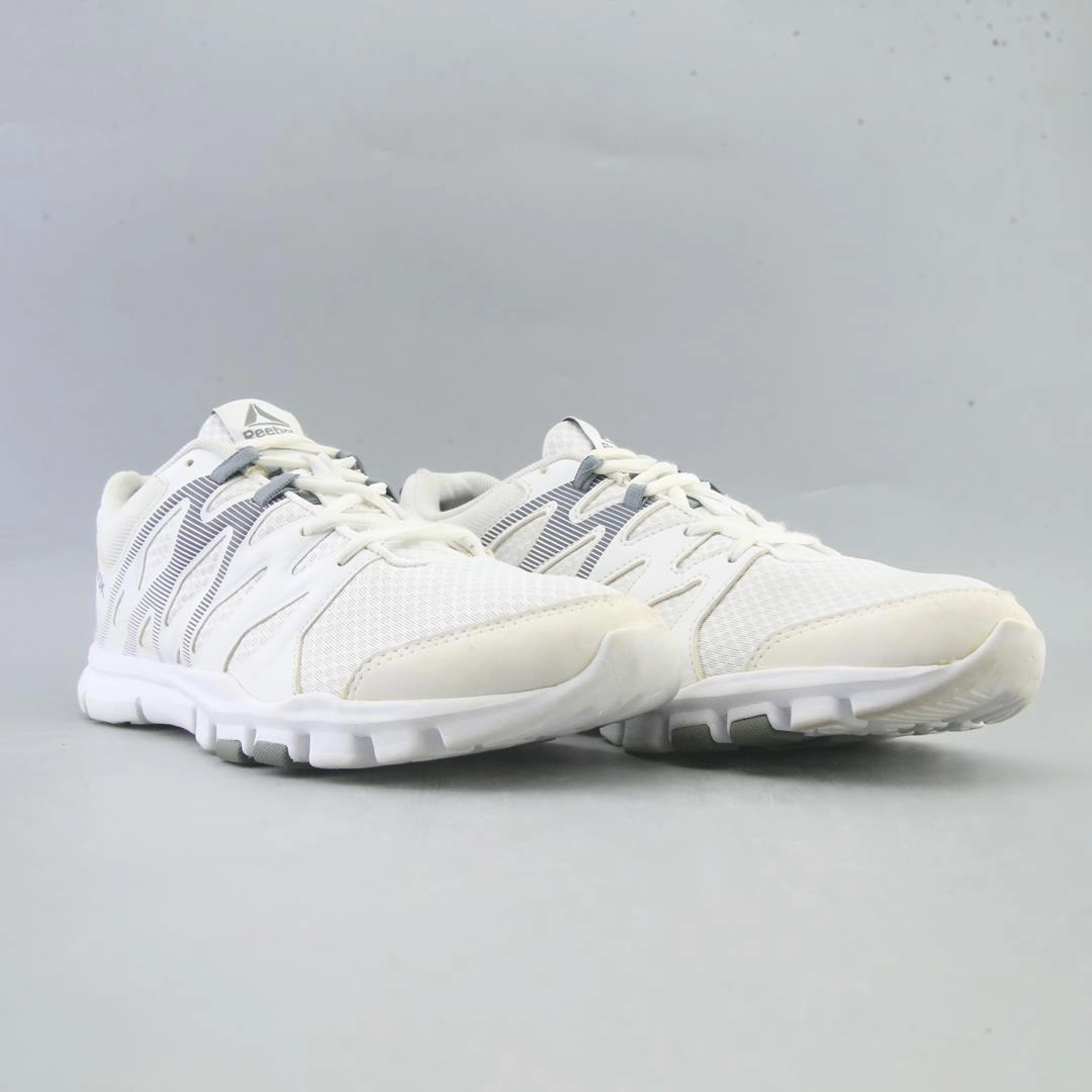 REEBOK MEMORY TECH COMFORT Reebok athletic footwear visuals
