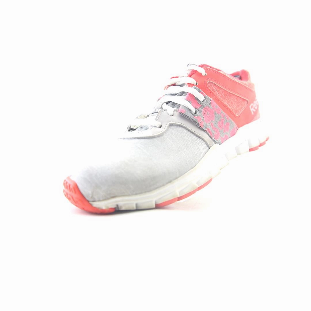 REEBOK REALFLEX Reebok athletic footwear visuals