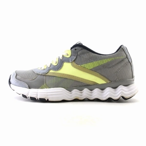 REEBOK VIBETECH Reebok versatile sport footwear