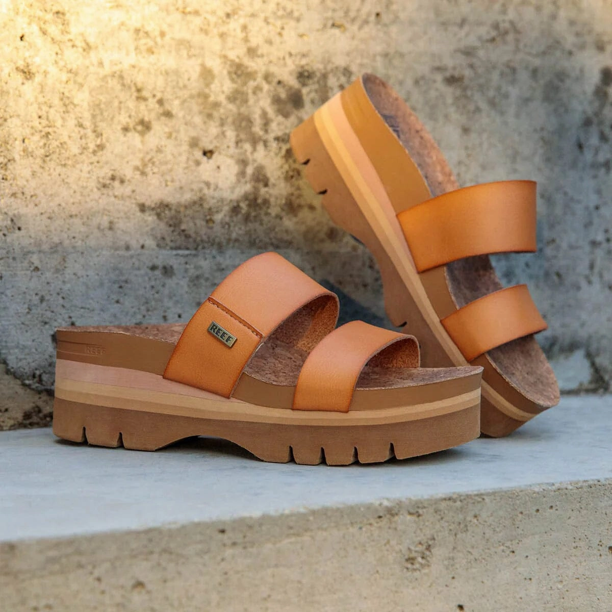 REEF CUSHION VISTA HIGHER - FINAL SALE! Reef comfortable beach sandals