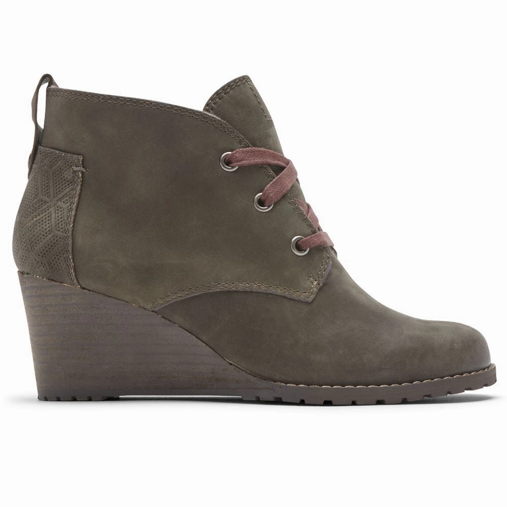 ROCKPORT COBB HILL LUCINDA CHUKKA BOOT - FINAL SALE! Rockport walking shoes with lightweight support