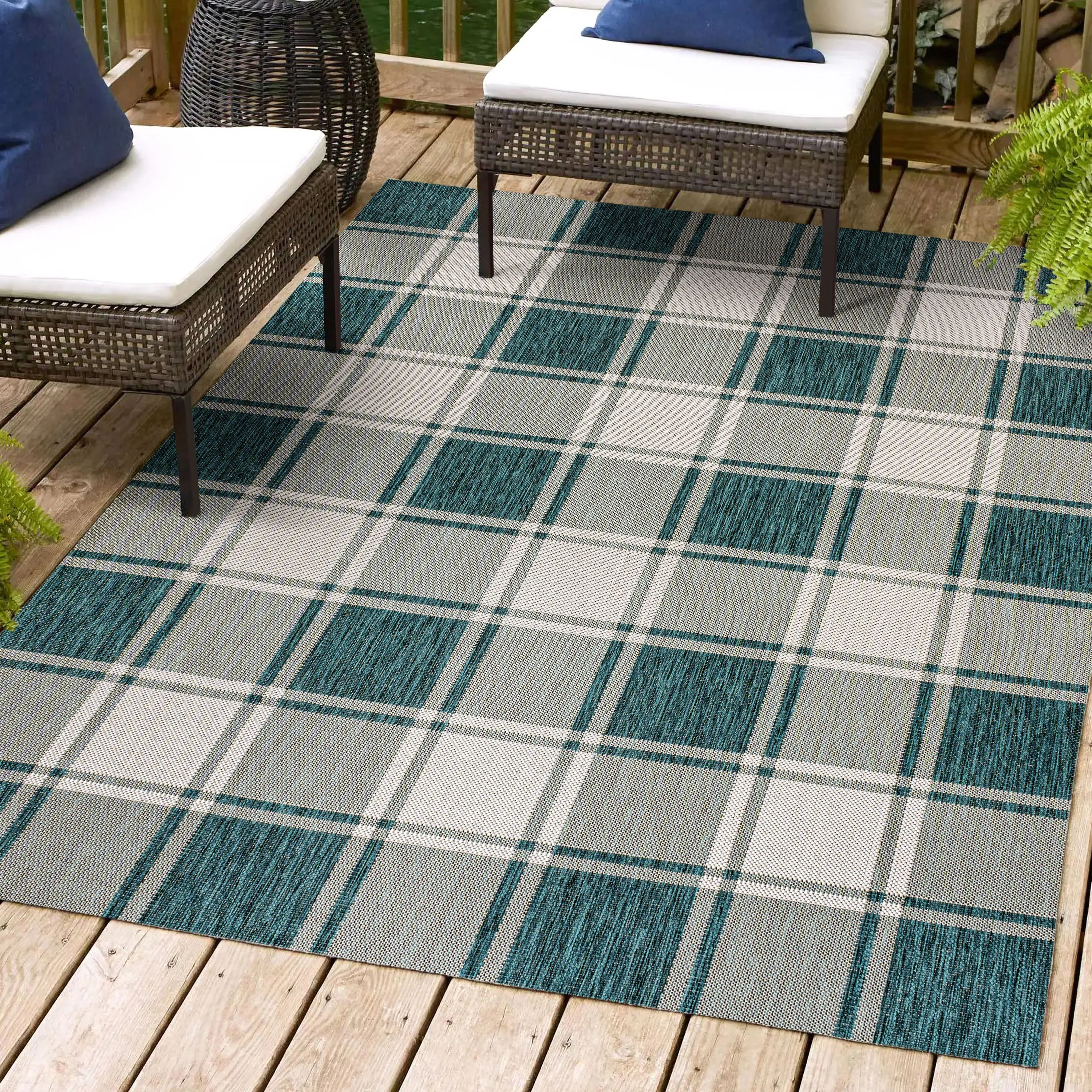 Sabine Traditional Farmhouse Bold Gingham Turquoise/Cream Indoor/Outdoor Area Rug Jonathan Y Home