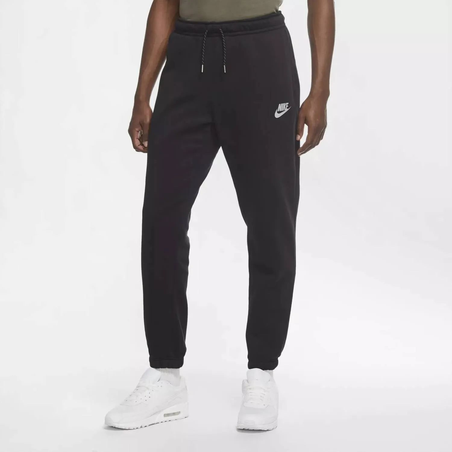 Sportswear Club Fleece Jogger In Black