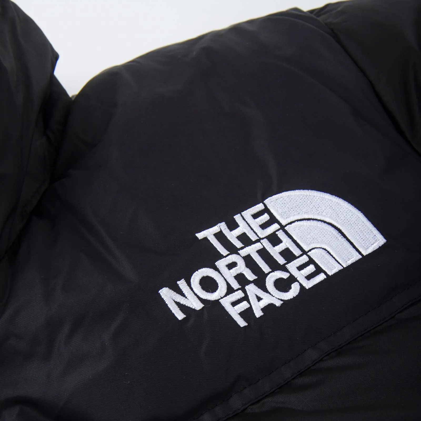 The North Face 1996 Retro Nuptse Jacket Women’s