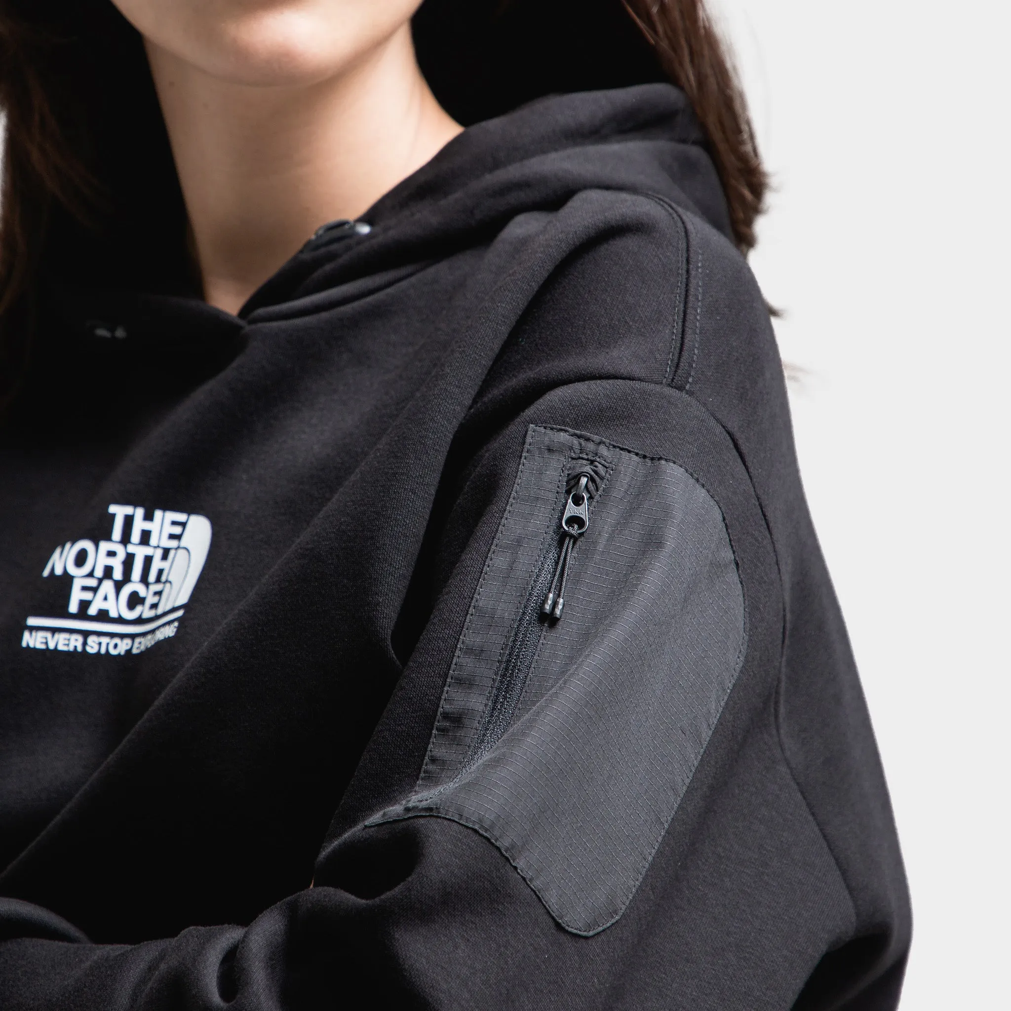The North Face The North Face Women's Gaspra Pullover Hoodie / TNF Black