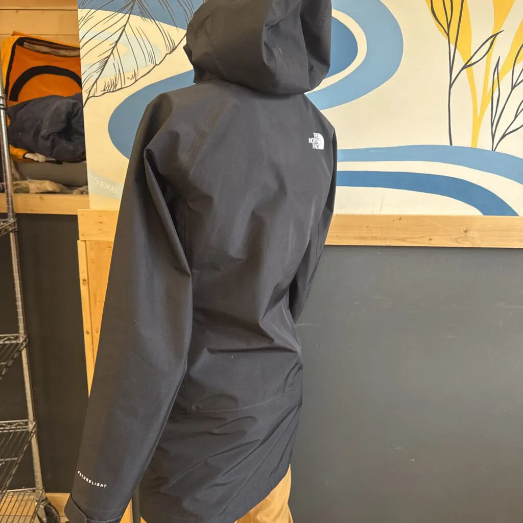 The North Face The North Face - Women's Long Futurelight Rain Jacket- MSRP cpmpared $230: black-women-XS