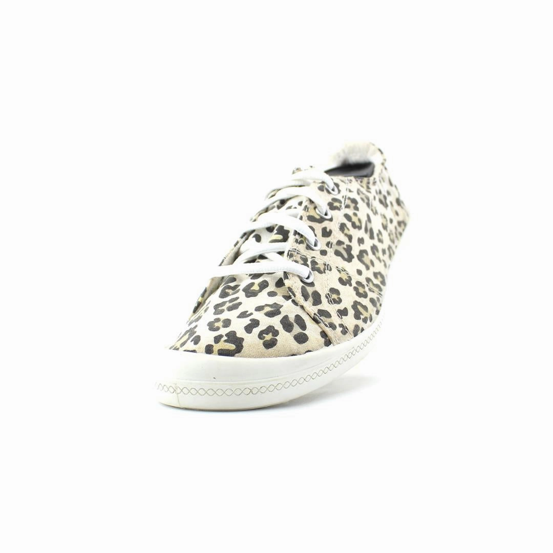 TIME AND TRU . Time And Tru casual shoe looks