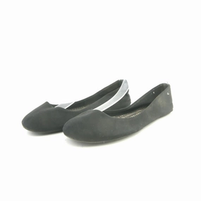 TIME AND TRU . Time And Tru everyday casual footwear