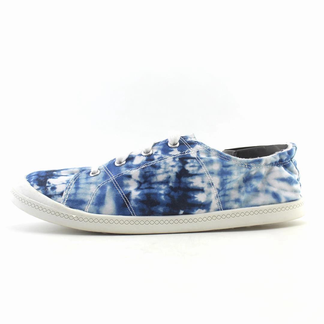 TIME AND TRU . Time And Tru everyday casual footwear