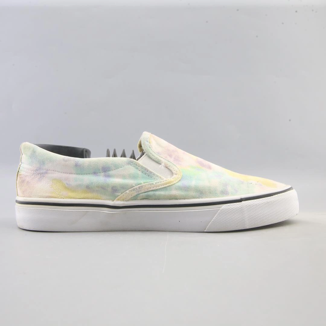 TIME AND TRU . Time And Tru casual shoe looks