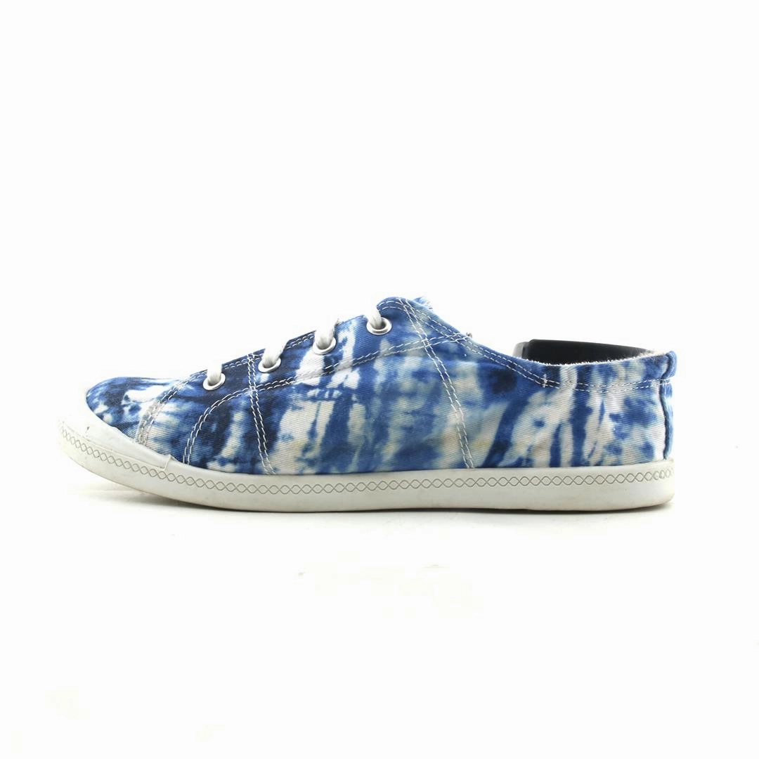 TIME AND TRU . Time And Tru everyday casual footwear