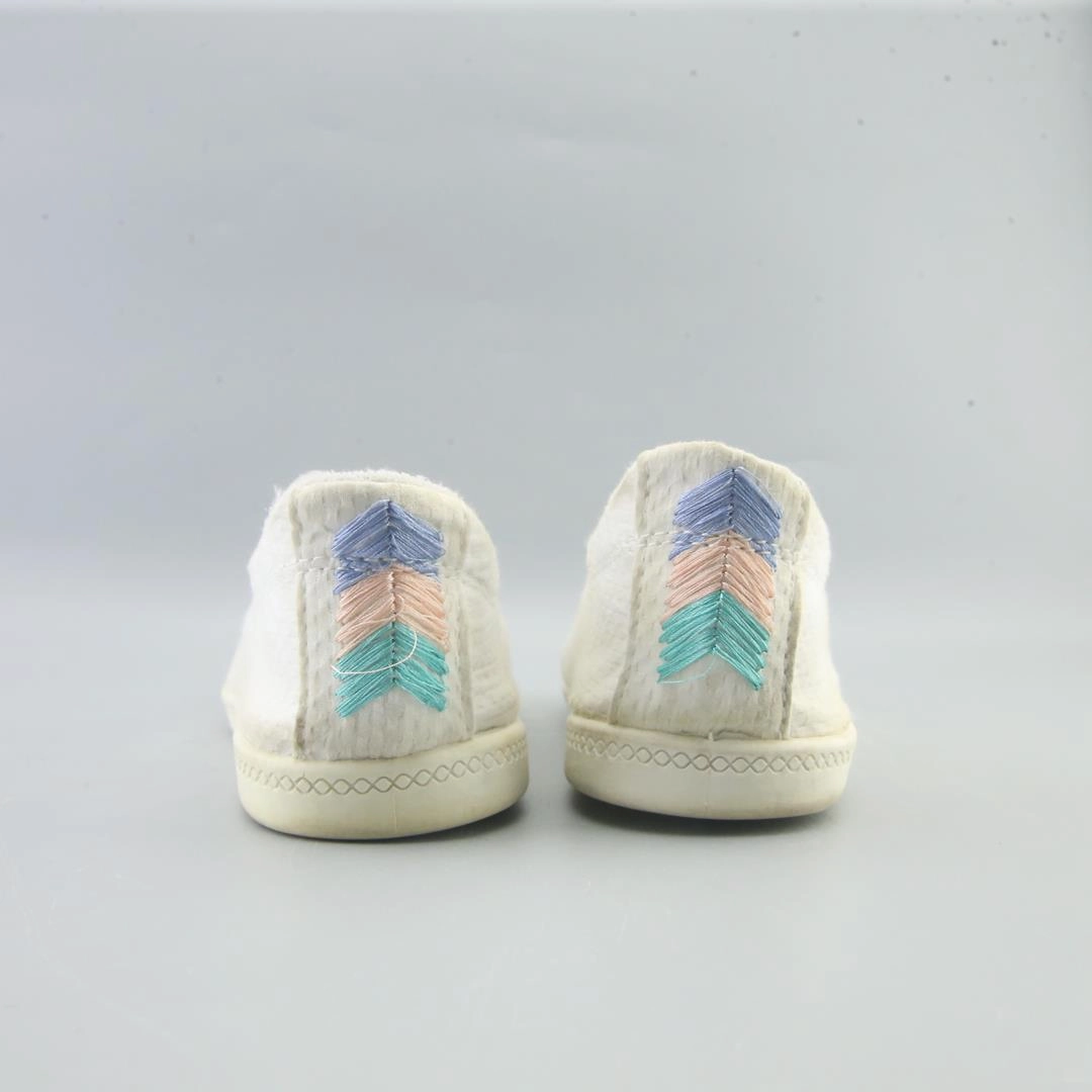 TIME AND TRU . Time And Tru casual shoe looks