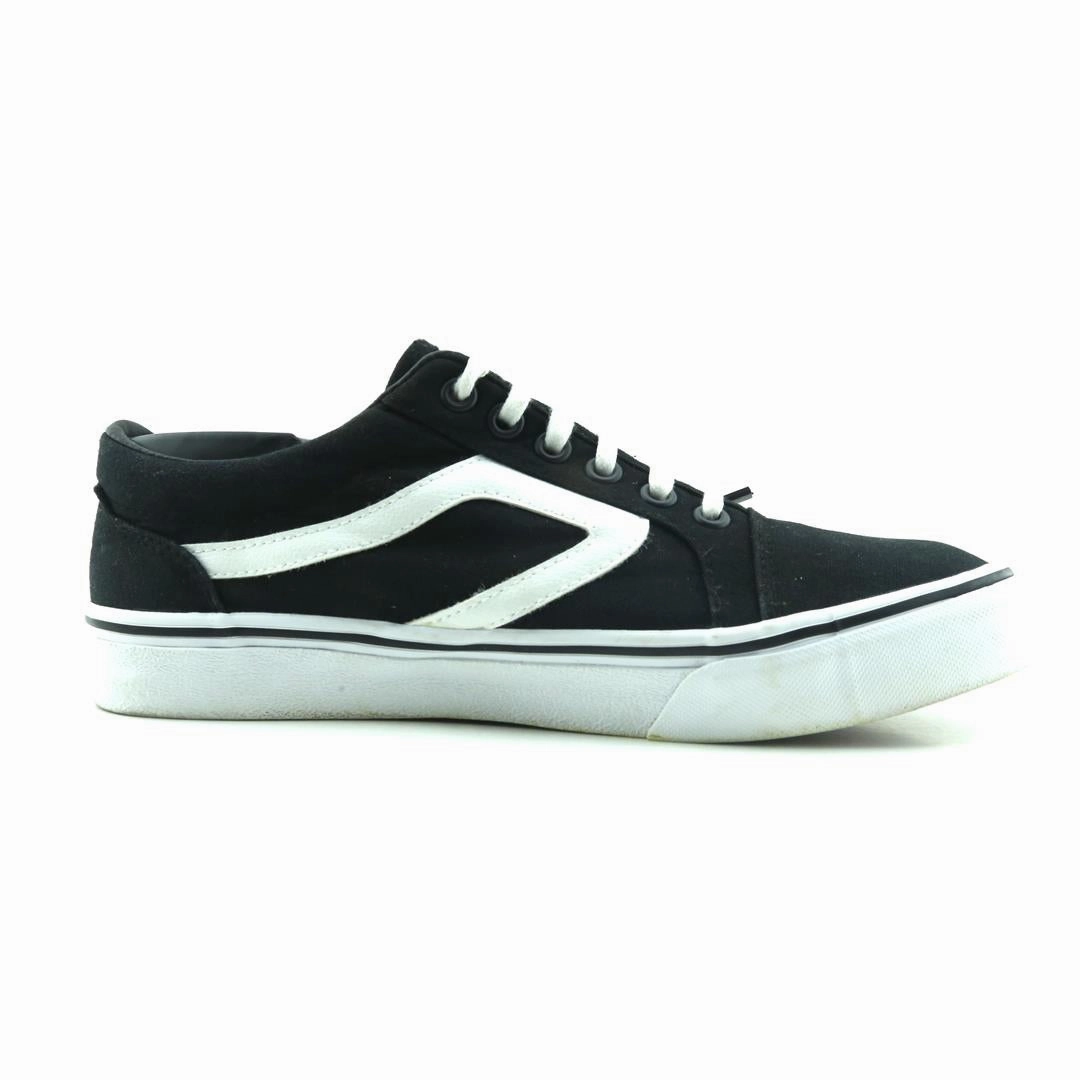 TIME AND TRU MEMORY FOAM Time And Tru casual shoe looks