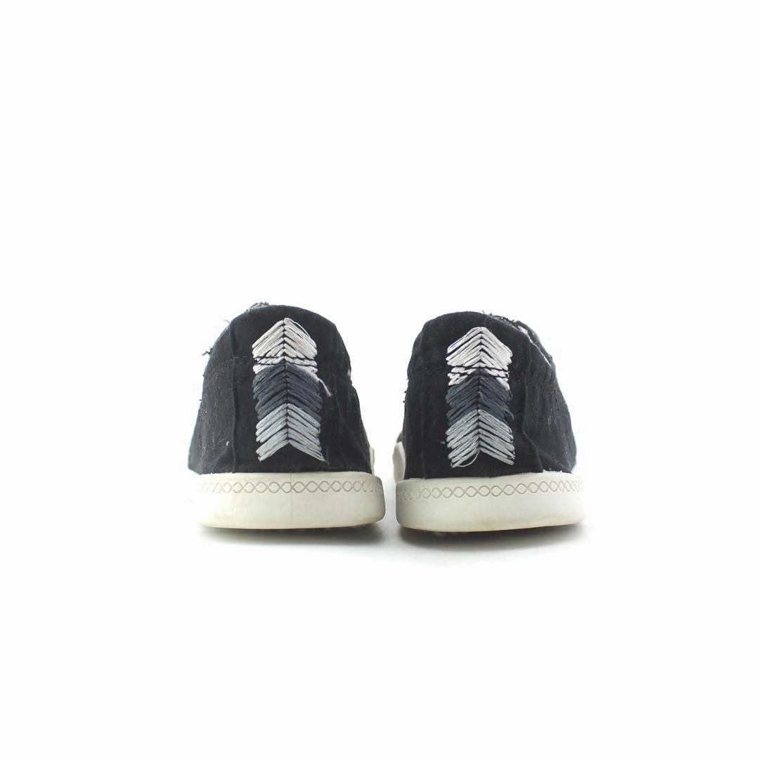 TIME AND TRU MEMORY FOAM Time And Tru casual shoe looks