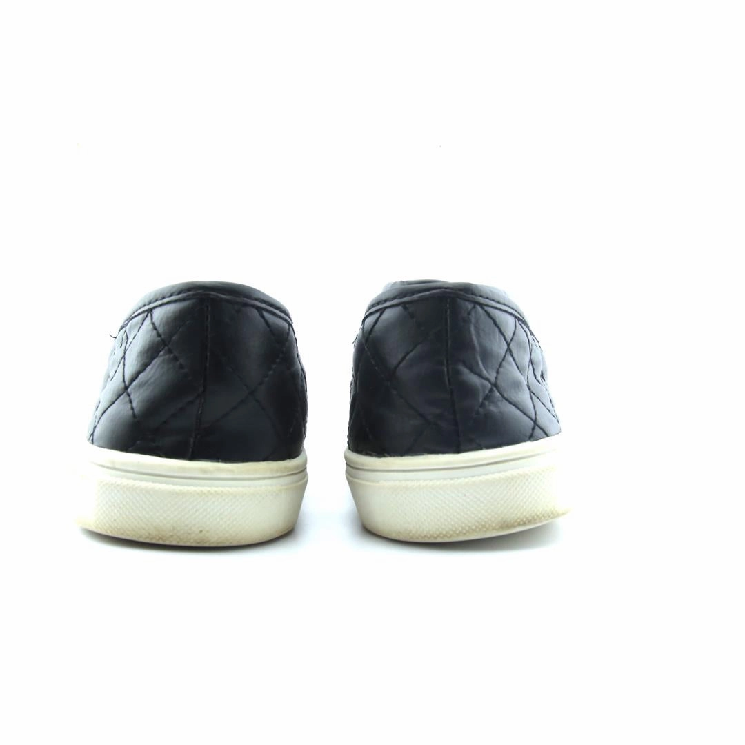 TIME AND TRU MEMORY FOAM Time And Tru casual shoe looks