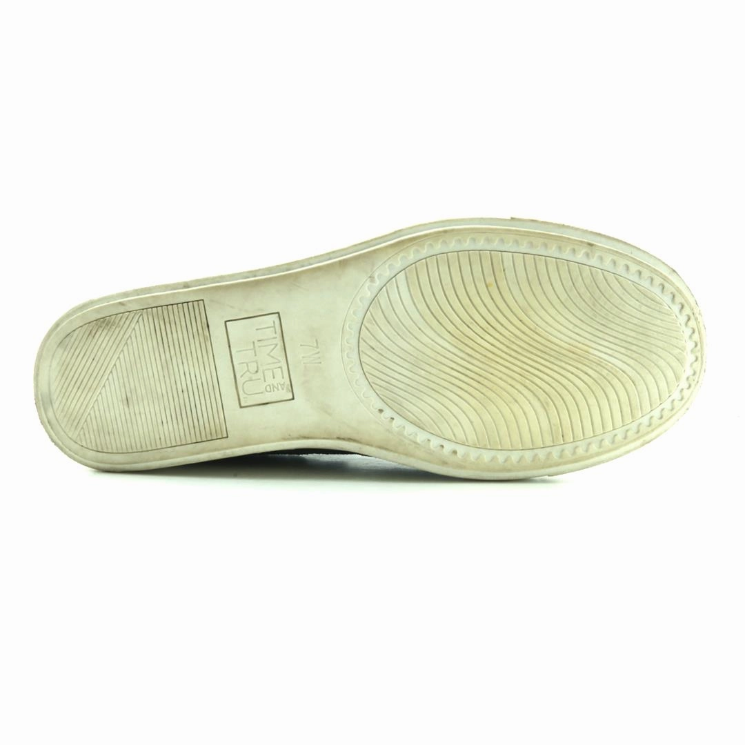 TIME AND TRU MEMORY FOAM Time And Tru casual shoe looks