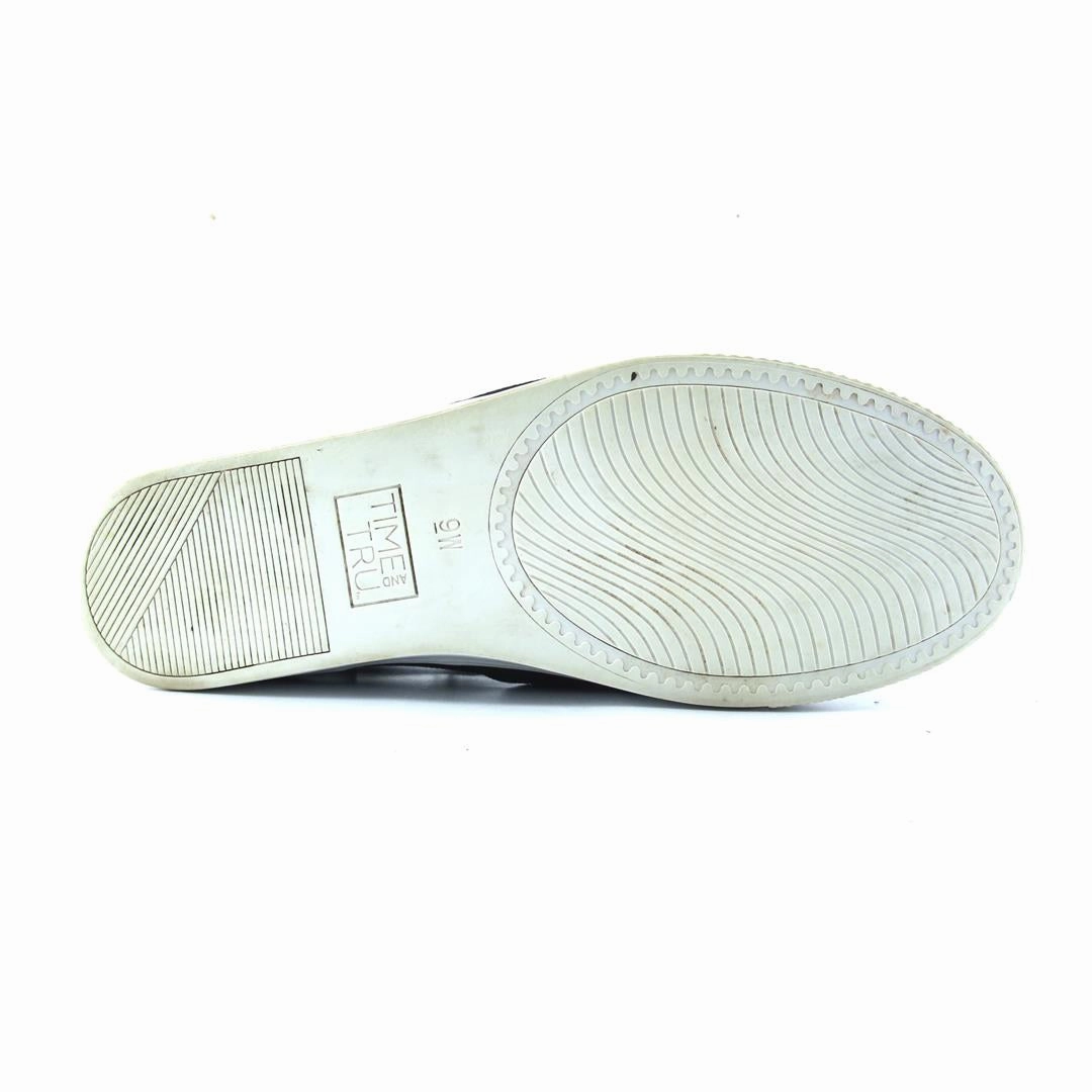 TIME AND TRU MEMORY FOAM Time And Tru casual shoe looks