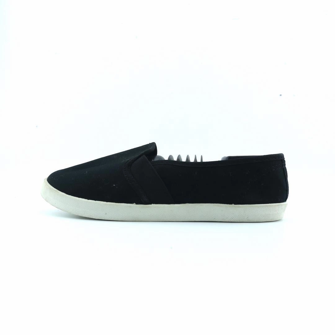 TIME AND TRU MEMORY FOAM Time And Tru everyday casual footwear