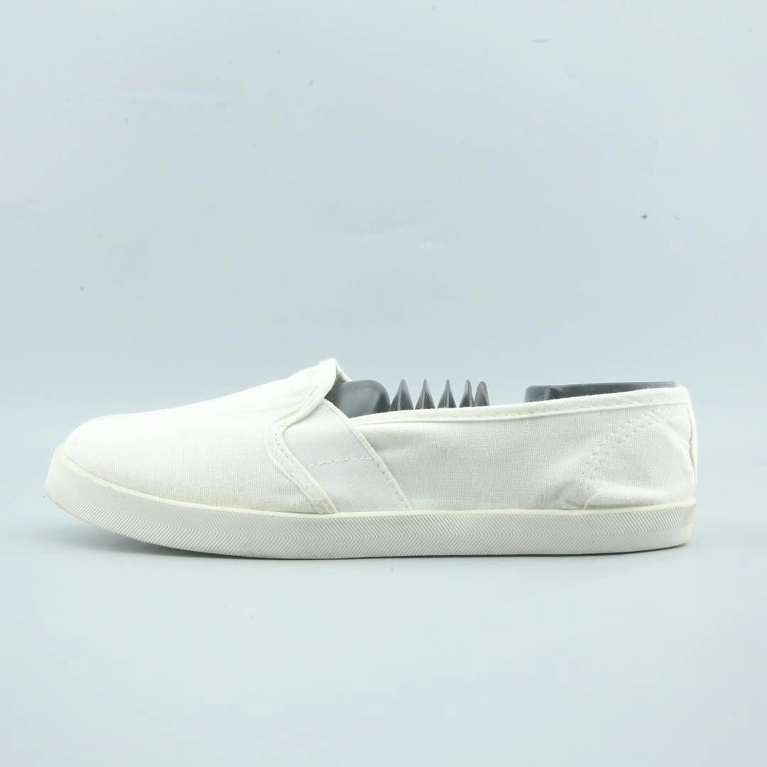 TIME AND TRU MEMORY FOAM Time And Tru everyday casual footwear