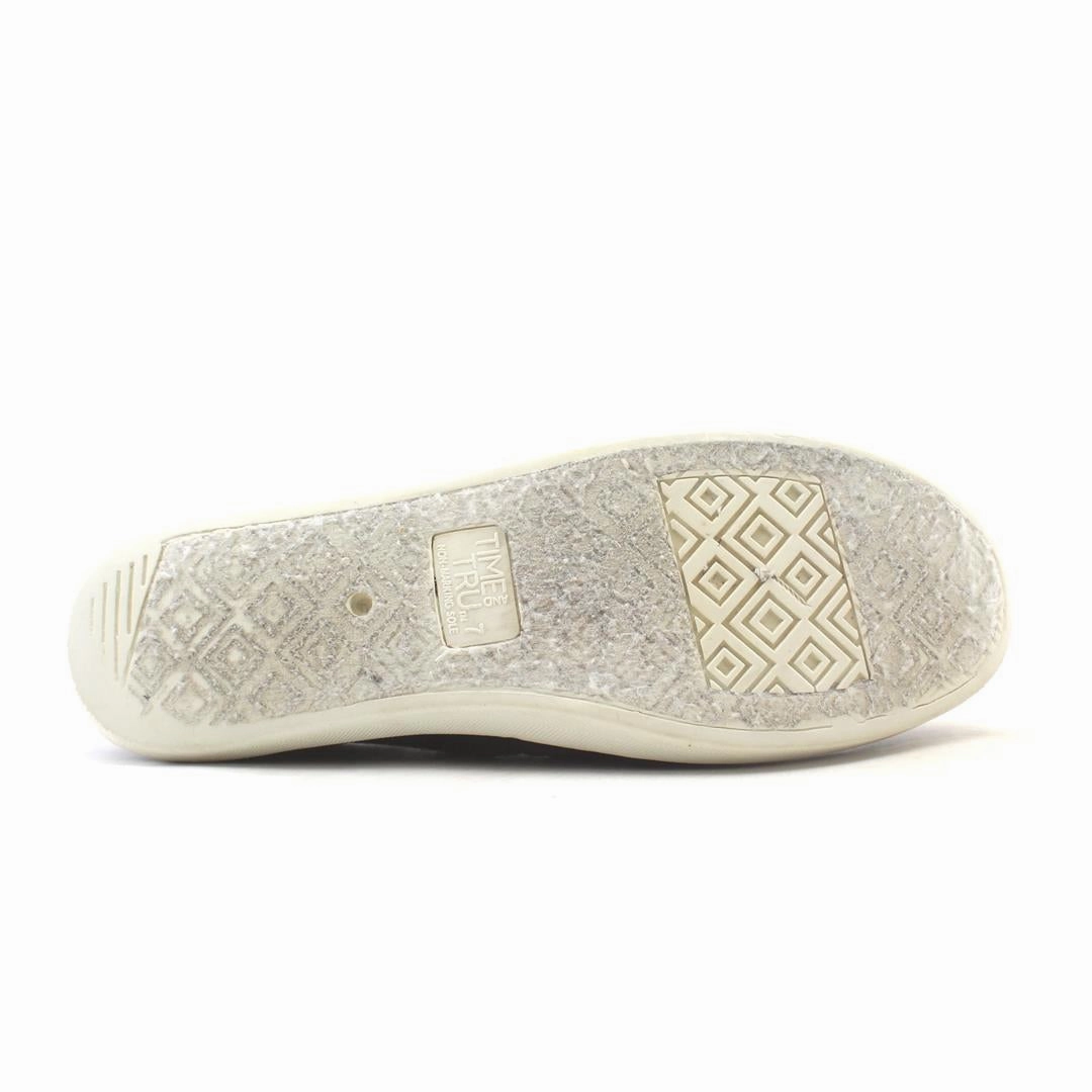 TIME AND TRU MEMORY FOAM Time And Tru casual shoe looks